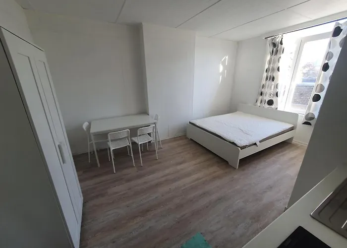 Central Studio For 2